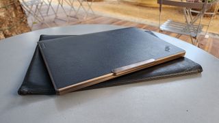 ThinkPad Z13 communications bar