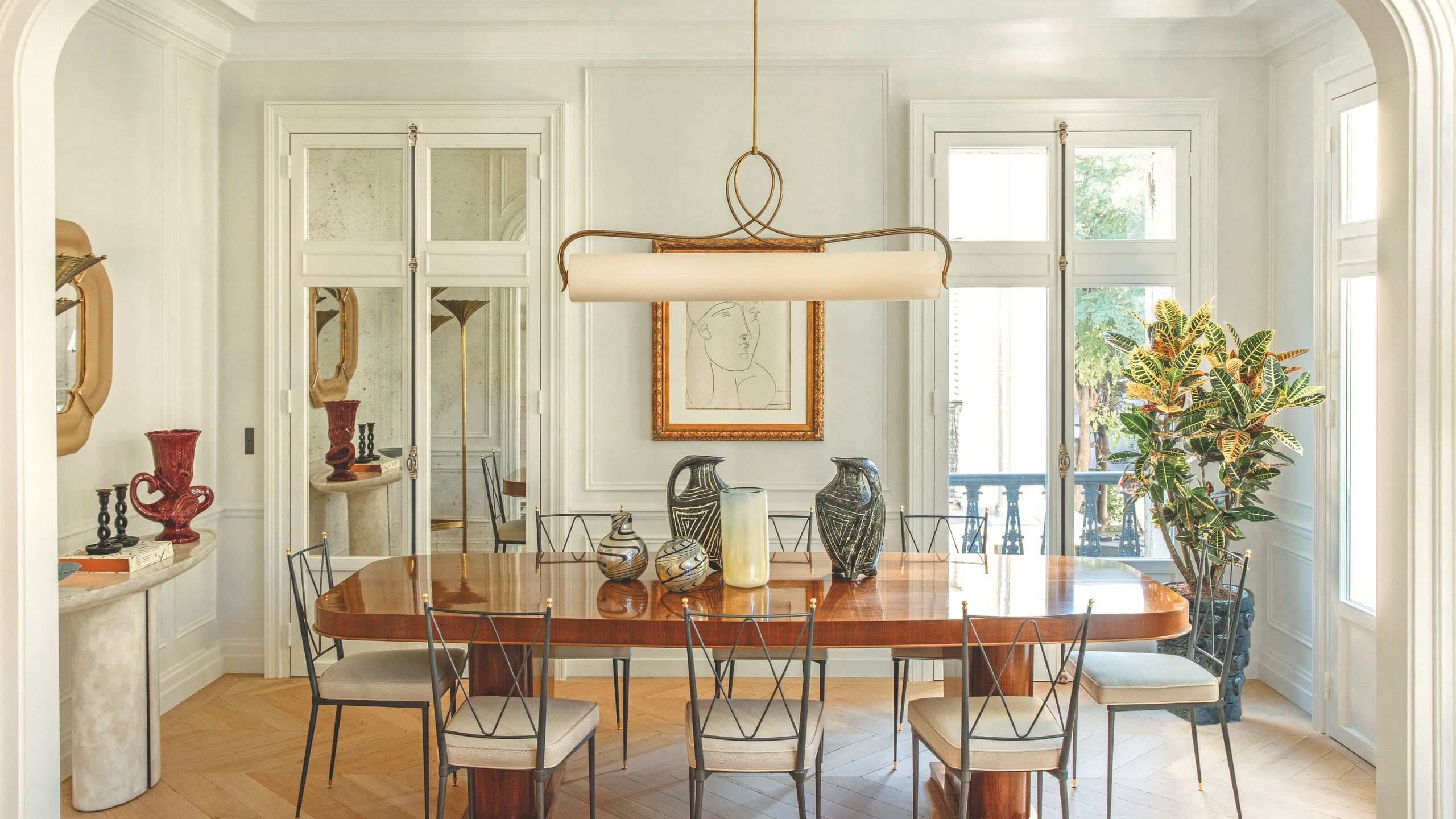 Explore an Elegant Apartment in the Middle of Paris That’s a Calm Escape from the Busy City