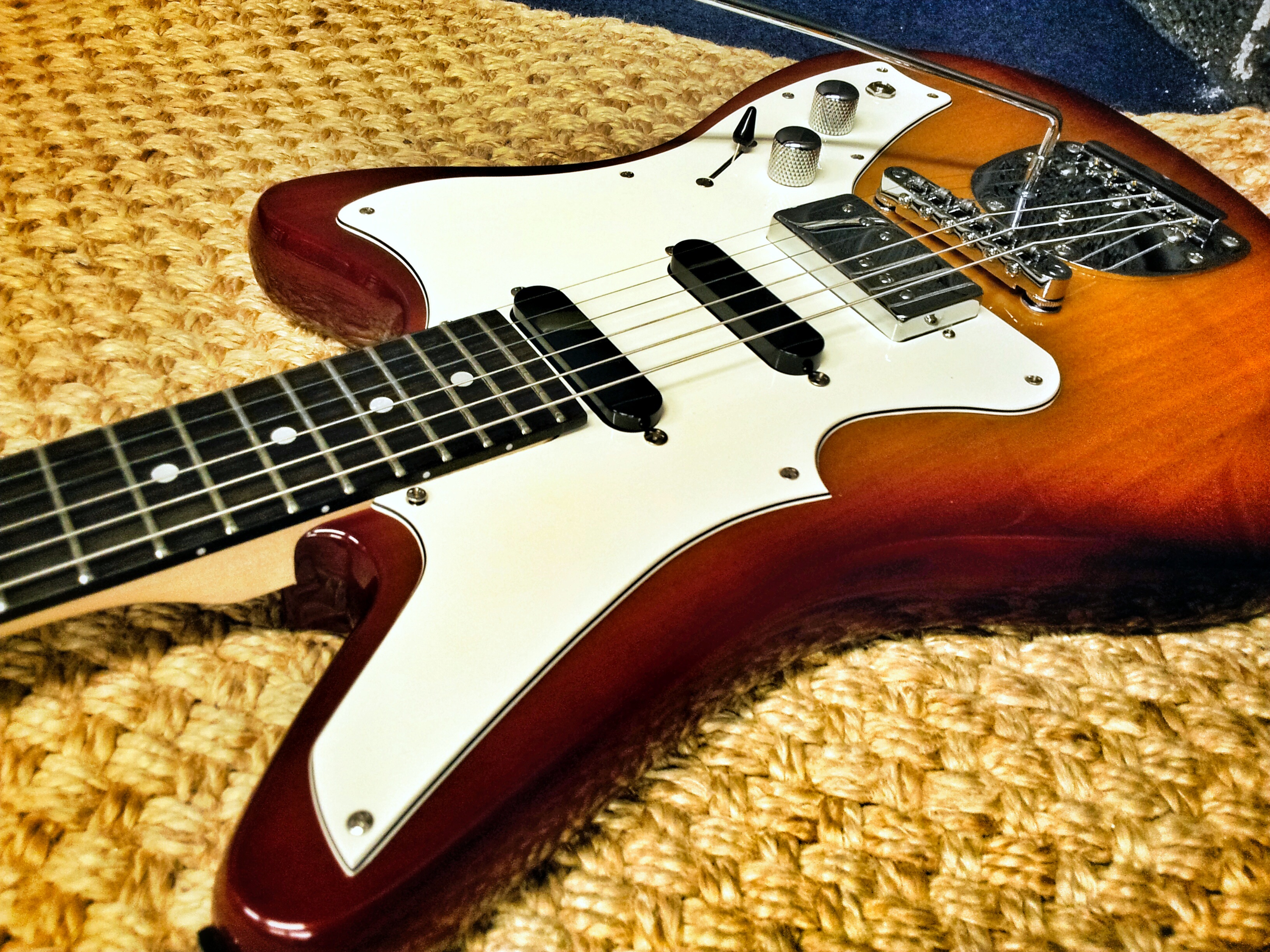 DiVill by Italia F100