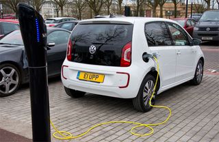 Volkswagen electric car e-Up charging