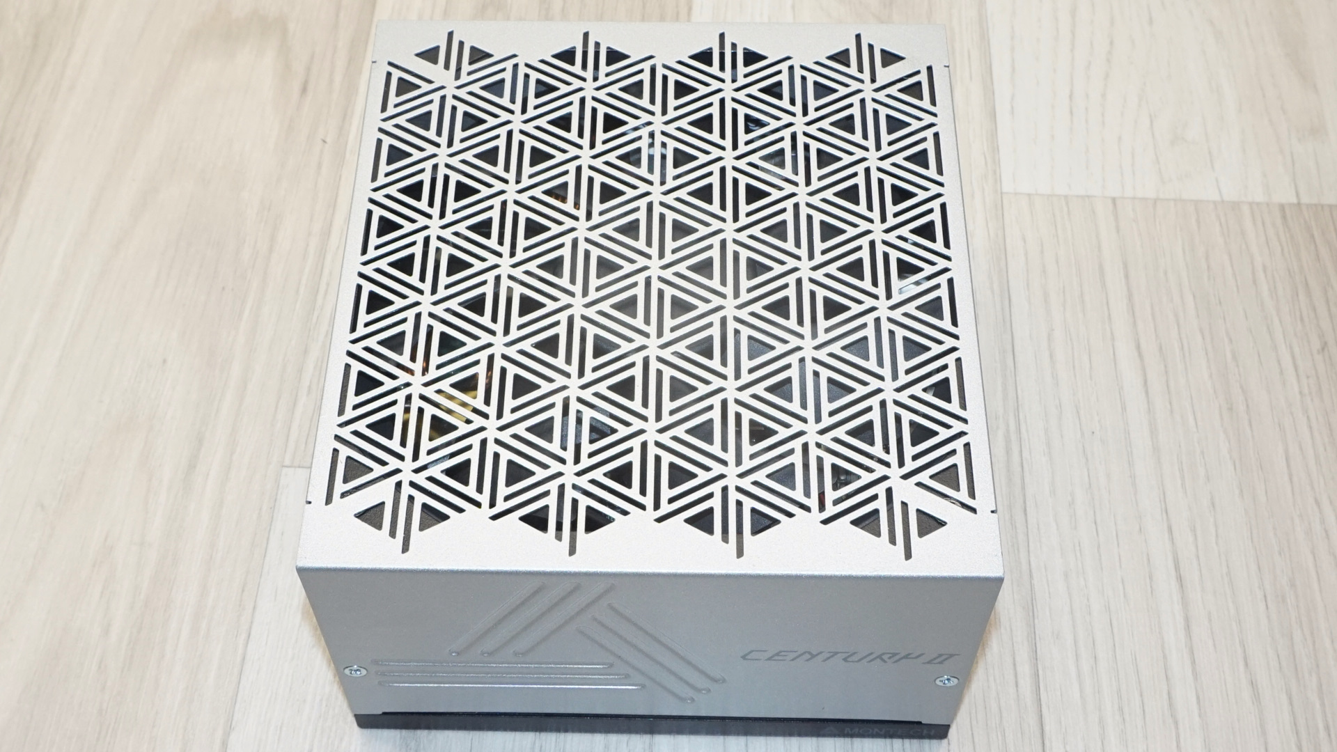 Montech Century II Gold 1050W ATX 3.1