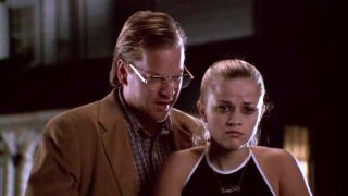 Kiefer Sutherland and Reese Witherspoon in Freeway