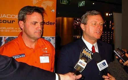 Race director Mike Turtur and SA Premier Mike Rann