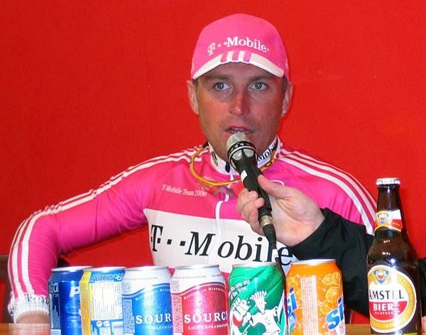 Steffen Wesemann (T-Mobile) at the press conference