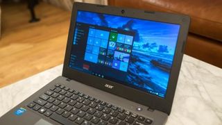 Acer Aspire One Cloudbook 11