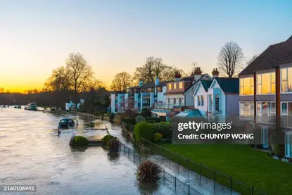 River Thames in Winter Flood at Marlow, Buckinghamshire, England 