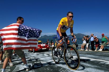 Former French Anti Doping boss accuses Lance Armstrong of motor