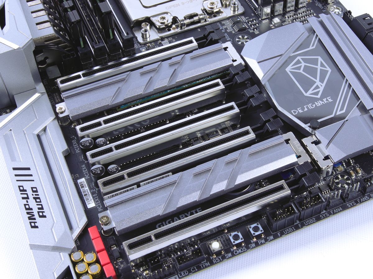 Gigabyte X399 Designare EX Motherboard Review - Tom's Hardware