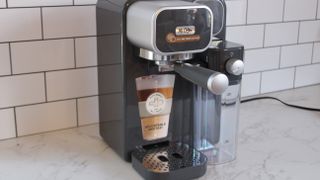 the mr coffee prima luxe on countertop