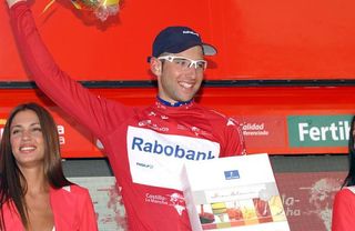 Tom Leezer (Rabobank) in the mountains jersey.