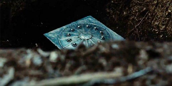 Zack Snyder Reveals Justice League's Alternate Mother Box History ...