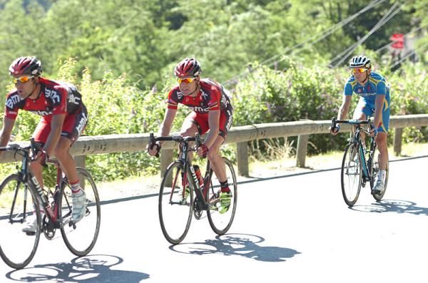 Cadel Evans (BMC) had a rough day and lost time.