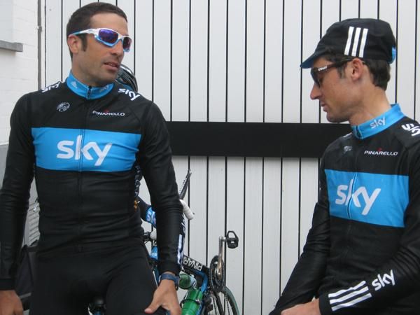 Flecha and Barry chat before the Sky ride