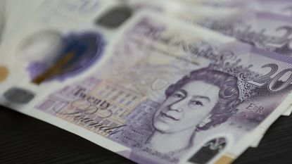 Old £20 notes—will the Queen's death affect the expiry date? 