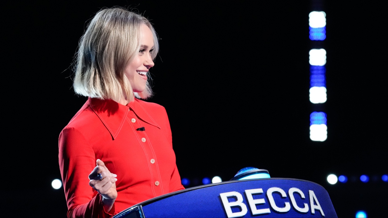 Becca Tobin looking overly confident on Celebrity Weakest Link
