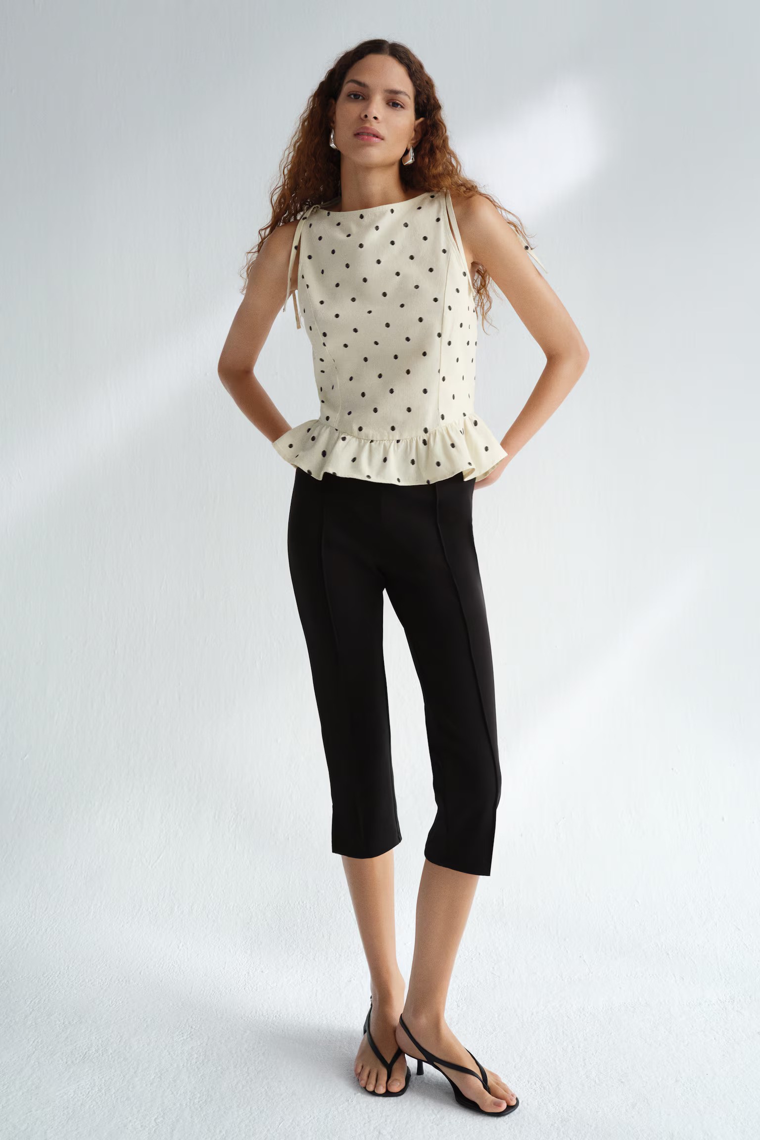 H&amp;amp;M, Capri Trousers