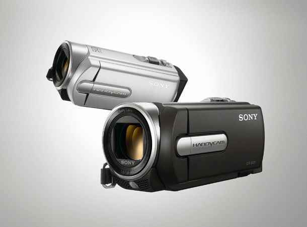 Sony officially launches two new Handycam camcorders