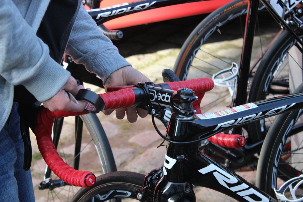 Some extra tape to secure the SRM over the cobbles