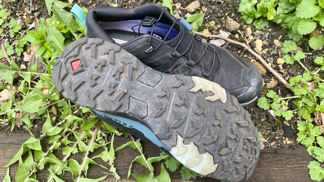 Salomon Women's X Ultra 4 walking shoe soles