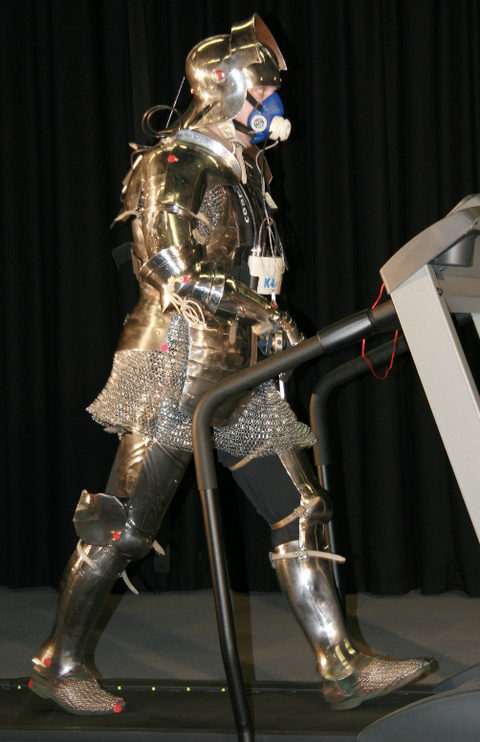 Knight Working Out Heavy Metal: Armor Drained Medieval Knights' Energy | Live Science
