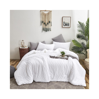 White tufted jacquard comforter set
