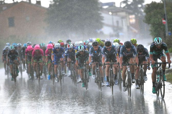 A grim way to make a living on stage 8 of the 2018 Giro d'Italia