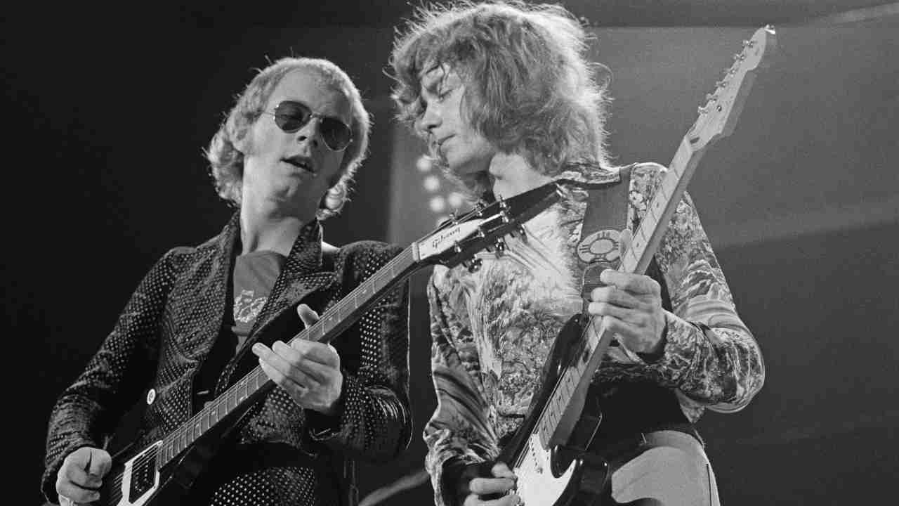 Wishbone Ash&amp;rsquo;s Andy Powell and Ted Turner performing live in the 1970s