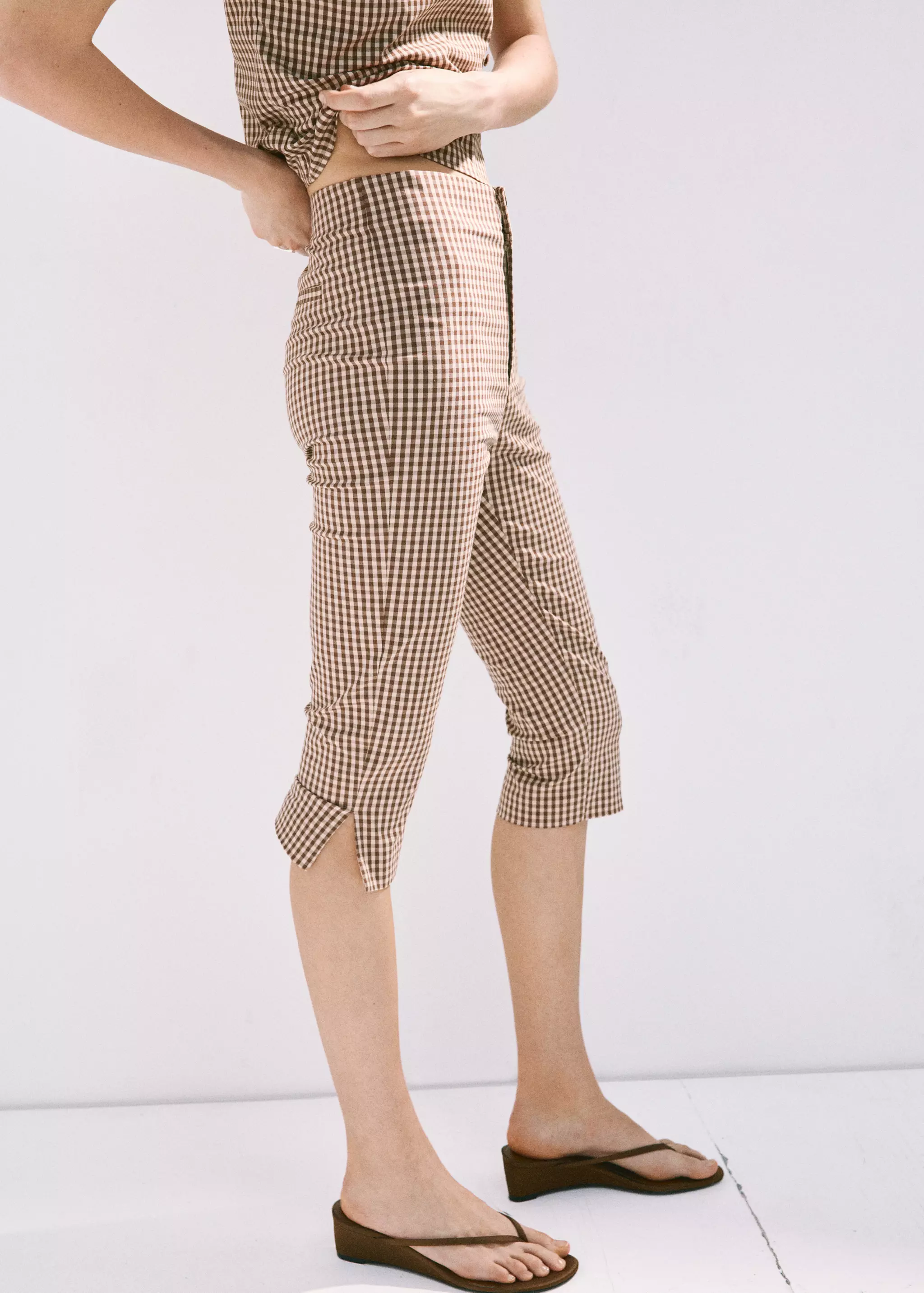 Gingham Check Capri Trousers - Women | Mango United Kingdom