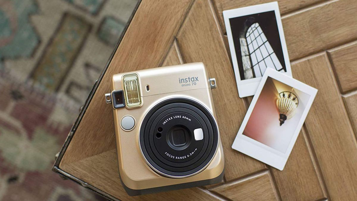 Fujifilm Instax Mini 70 Gold