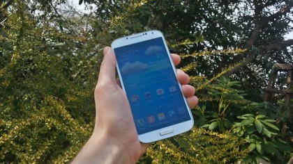 Geocaching with the S4 - the more the merrier