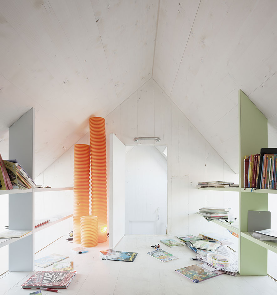 Interior play space in rafters