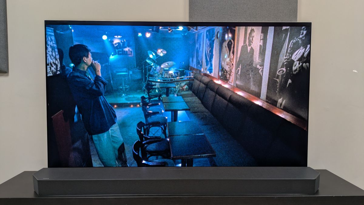 Hard Boiled 4K Blu-ray on LG G6, showing Tequila stood in the jazz club