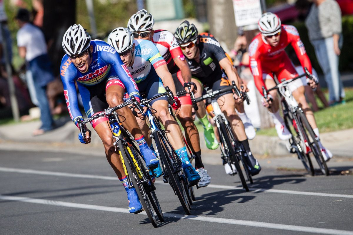 The men&rsquo;s break goes up the road