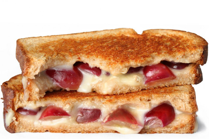 28-easy-ways-to-pimp-your-cheese-on-toast-14-1556688403-Hifs-column-width-inline