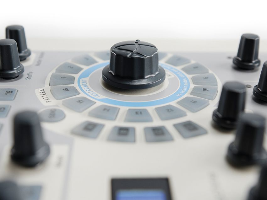 The jog wheel can be used to quickly select drum kits or replace sounds on the fly.