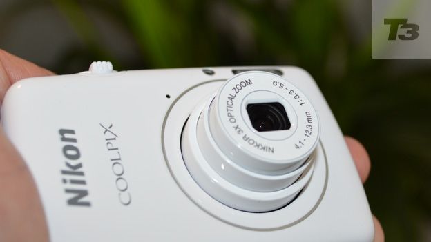 Nikon Coolpix S01 review