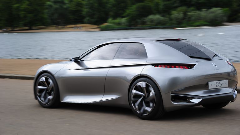 7. Dynamic rear shell