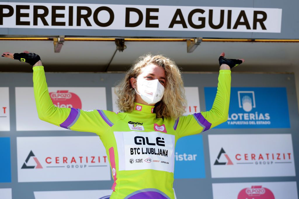 PEREIRO DE AGUIAR SPAIN SEPTEMBER 04 Marlen Reusser of Switzerland and Team Ale Btc Ljubljana celebrates winning the green points jersey on the podium ceremony after the 7th Ceratizit Challenge By La Vuelta 2021 Stage 3 a 1079km stage from Estacin de Montaa de Manzaneda to Pereiro de Aguiar ChallengeVuelta CERATIZITChallenge21 on September 04 2021 in Pereiro de Aguiar Spain Photo by Gonzalo Arroyo MorenoGetty Images