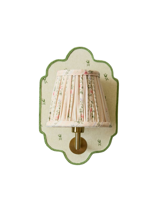 Petunia Floral Sconce