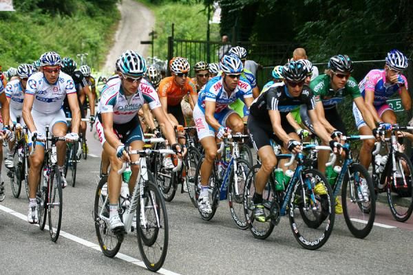 Edvald Boasson Hagen (Team Sky) rides in green.