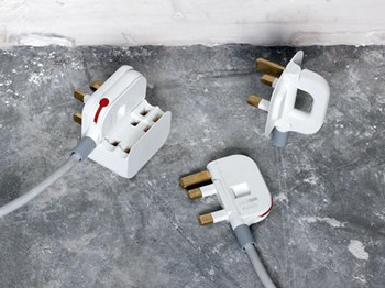 The Folding Plug - it&#039;s the future