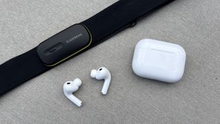 Apple AirPods Pro 3 vs HRM