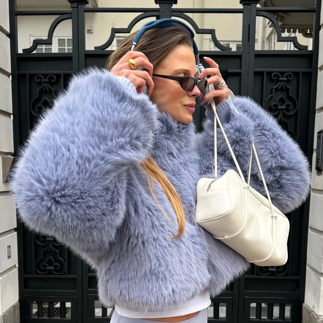 Step Aside, Black and Brown—These Are the Colours We’re Wearing This Trending Coat Style In