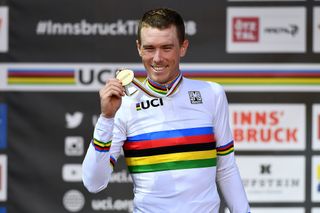 Rohan Dennis shows off his gold medal from the 2018 UCI Road World championships time trial