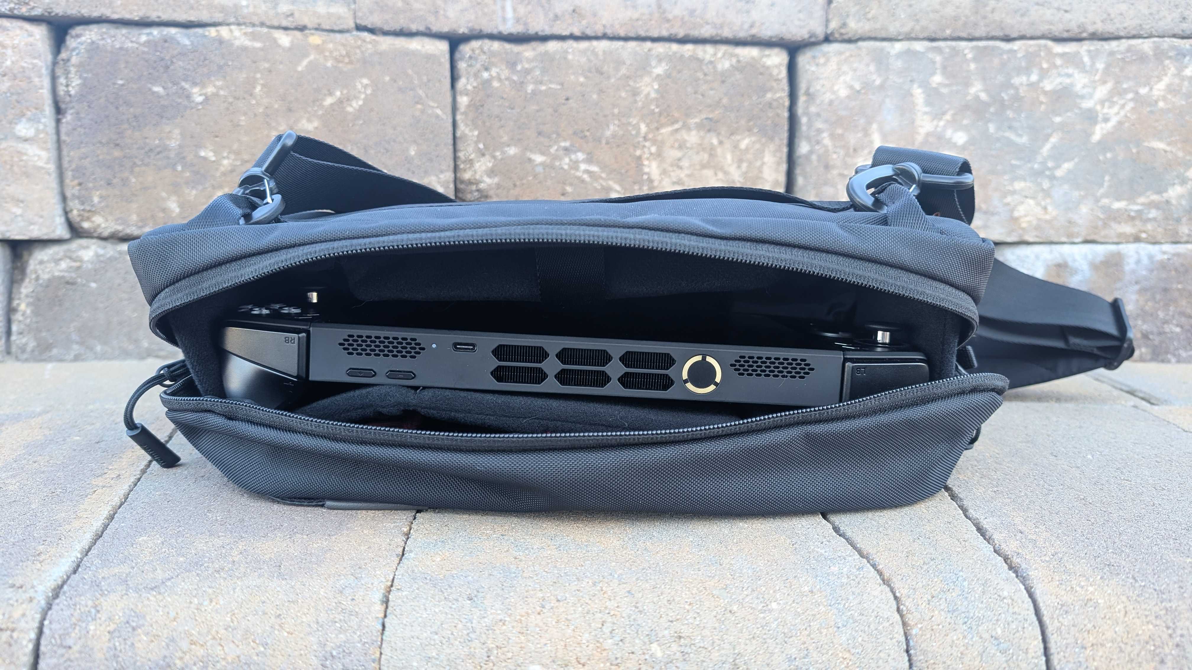 Photos of the new Tomtoc Arccos Travel Bag, which works great for handheld gaming PCs like the ASUS Xbox Ally and Legion Go 2.