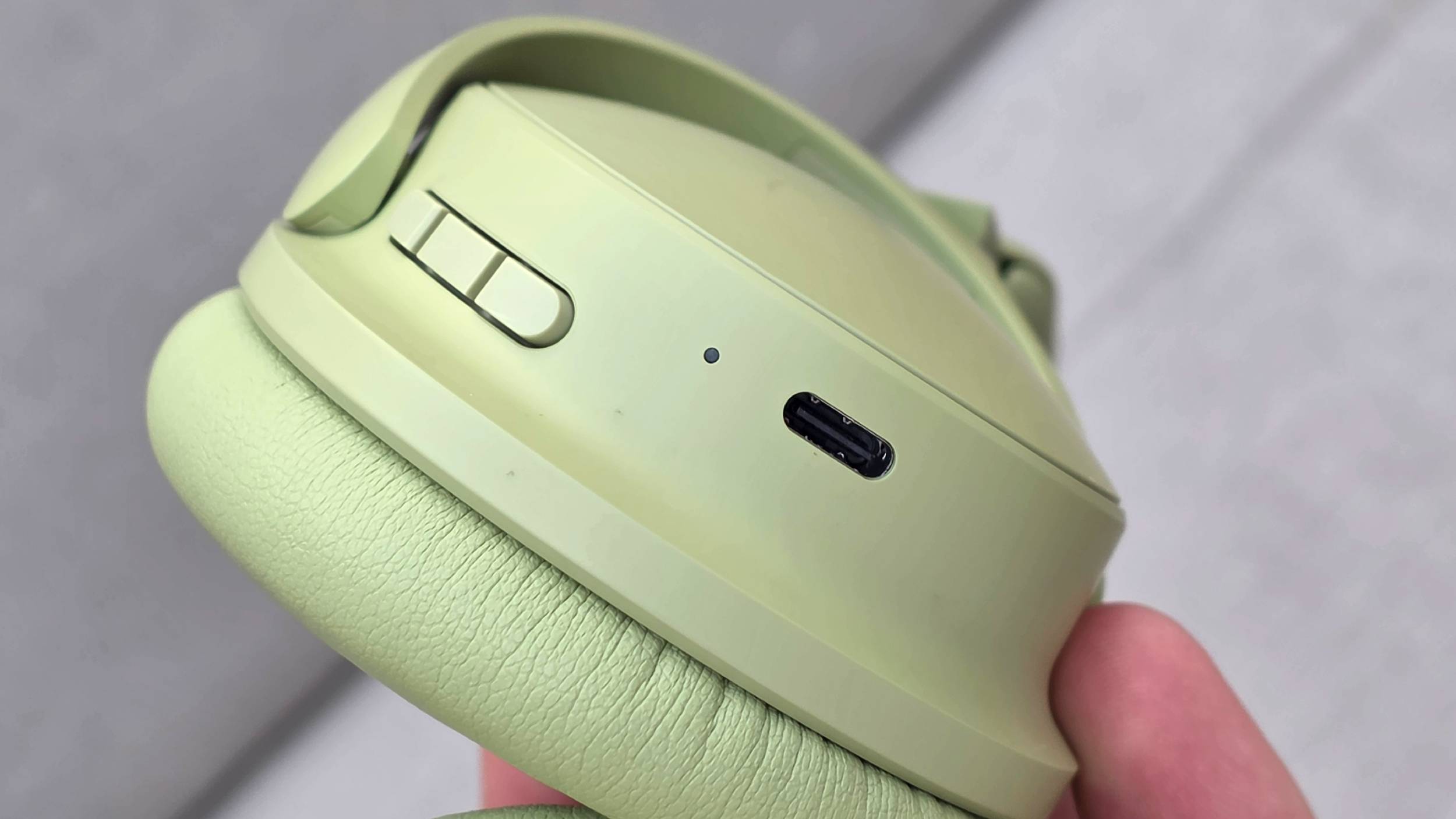 The USB-C port and volume buttons of the Bose QuietComfort Headphones (2nd Gen) .
