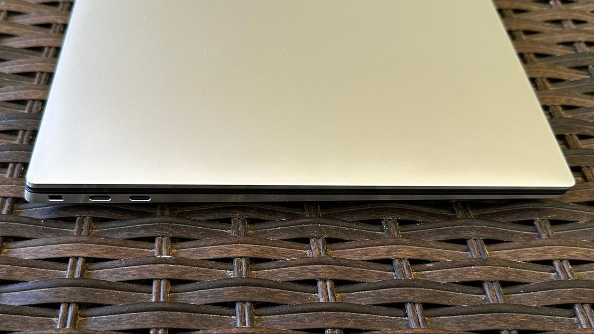 Dell XPS 15 (9530)