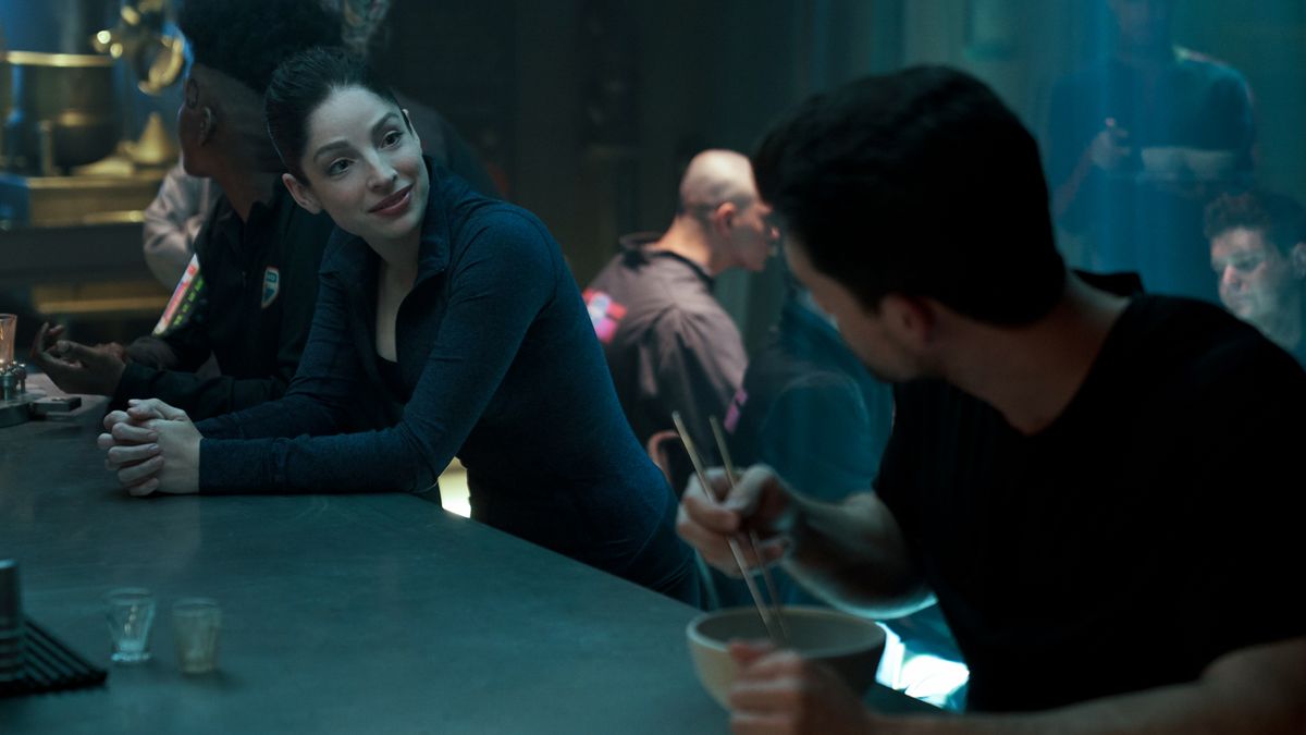 Anna Hopkins as Monica Stuart and Steven Strait as James Holden in Season 5 of "The Expanse" on Amazon Prime Video.