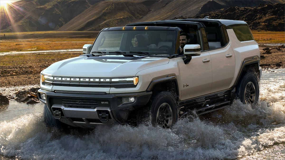 Yes, the fully-electric Hummer SUV can also walk like a crab | TechRadar