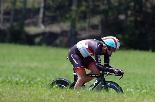 Local favourite Fabian Cancellara (RadioShack-Nissan) would finish in second place to Fredrik Kessiakoff.